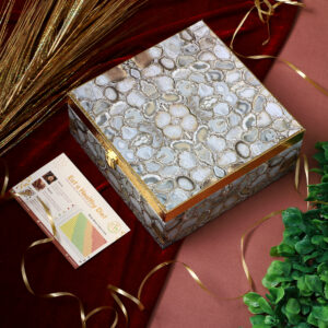 Crawall Gift Hamper CW-11 (Stone Texture with Black & White)